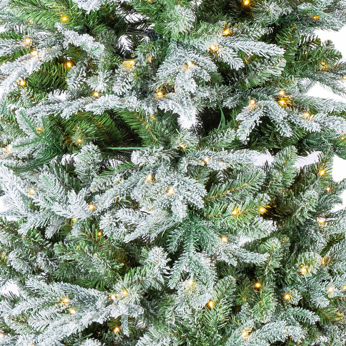 7.5 ft Pre-Lit Natural Cut Flocked Spruce Christmas Tree with 500 Warm White LED Lights and 2270 Tips
