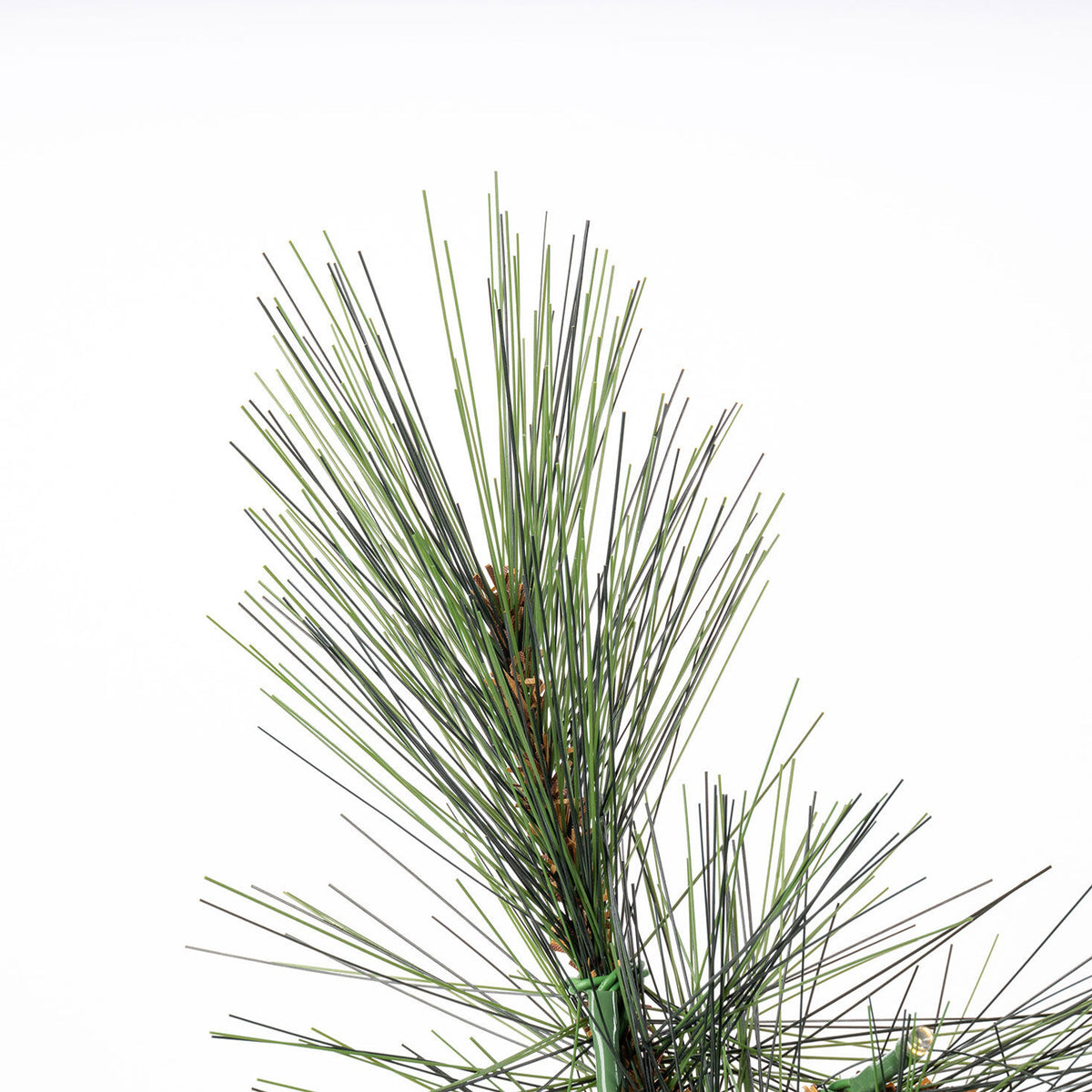 7.5 ft Pre-Lit Scandi Christmas Tree with 860 Warm White LED Lights and 342 Tips